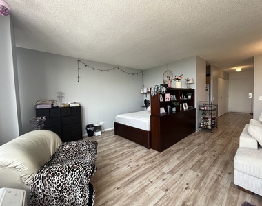 5320 N Sheridan Road - Photo Thumbnail 7