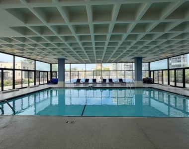 5320 N Sheridan Road - Photo Thumbnail 21