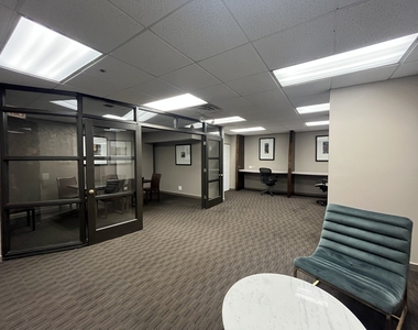 5320 N Sheridan Road - Photo Thumbnail 19