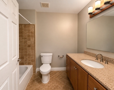 82 Holmes Way - Photo Thumbnail 12