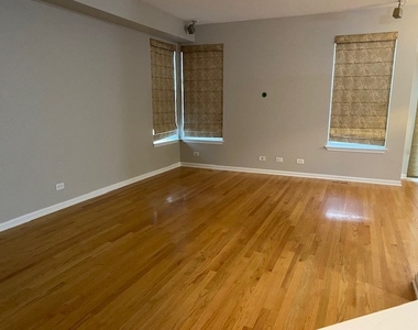 2904 Aberdeen Drive - Photo Thumbnail 3