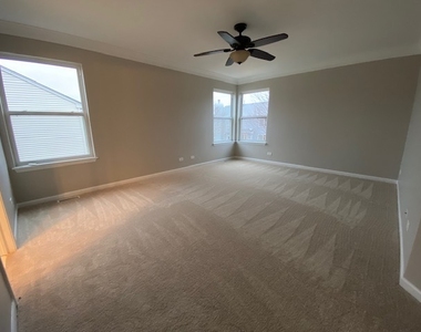 2904 Aberdeen Drive - Photo Thumbnail 14