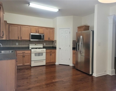 3383 Marla Boulevard Nw - Photo Thumbnail 2