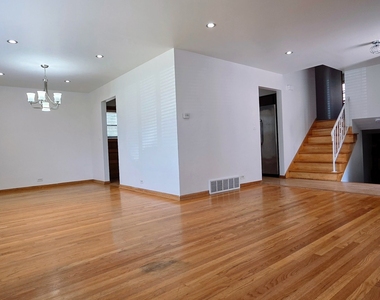 9037 N Joey Drive - Photo Thumbnail 2
