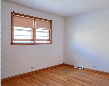 9037 N Joey Drive - Photo Thumbnail 12