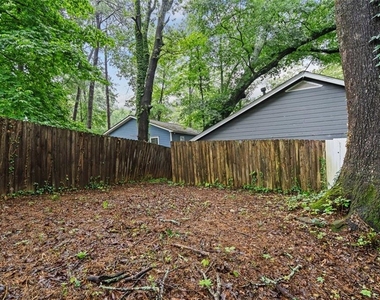 1339 Miller Reed Avenue Se - Photo Thumbnail 14