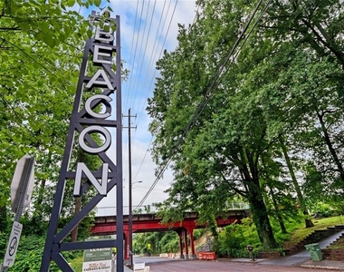 1339 Miller Reed Avenue Se - Photo Thumbnail 16