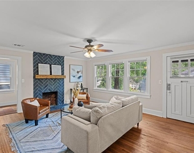 1339 Miller Reed Avenue Se - Photo Thumbnail 1