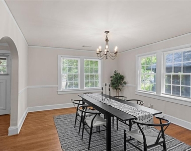 1339 Miller Reed Avenue Se - Photo Thumbnail 4