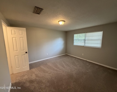 11032 Bluehill Drive - Photo Thumbnail 7