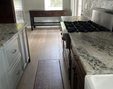 2449 Jose Circle N - Photo Thumbnail 13