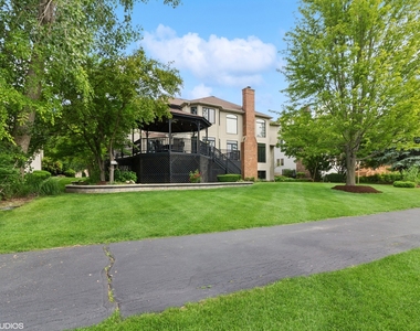 3304 Rollingridge Road - Photo Thumbnail 5