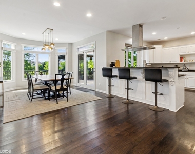 3304 Rollingridge Road - Photo Thumbnail 14