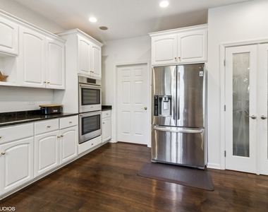 3304 Rollingridge Road - Photo Thumbnail 18