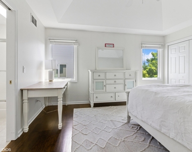3304 Rollingridge Road - Photo Thumbnail 29