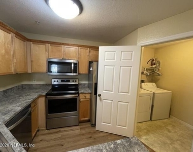 10961 Burnt Mill Road - Photo Thumbnail 2