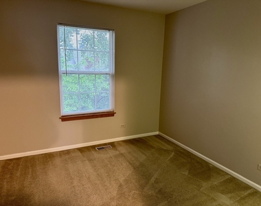 13361 W Heiden Circle - Photo Thumbnail 8