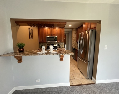 1880 Bonnie Lane - Photo Thumbnail 5