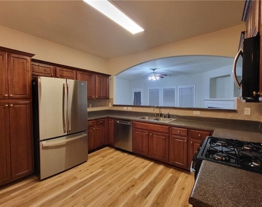 52 Burns View Court - Photo Thumbnail 4