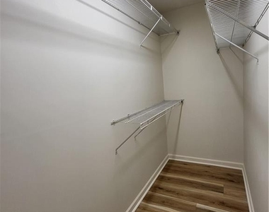52 Burns View Court - Photo Thumbnail 13