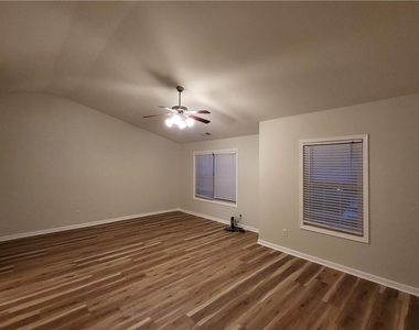52 Burns View Court - Photo Thumbnail 9
