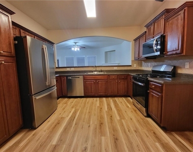 52 Burns View Court - Photo Thumbnail 3