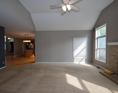 3301 Banford Circle - Photo Thumbnail 8