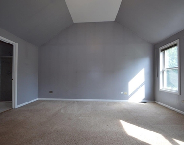 3301 Banford Circle - Photo Thumbnail 16