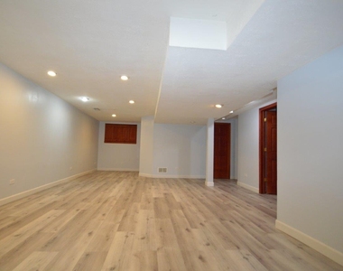 3301 Banford Circle - Photo Thumbnail 33