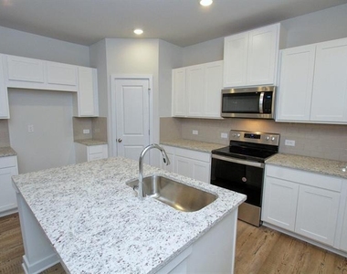 5153 Union Heights Way - Photo Thumbnail 9
