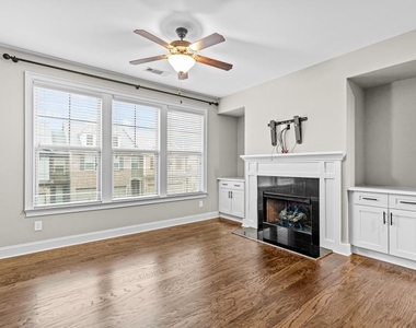 3209 Hallmark Lane - Photo Thumbnail 14