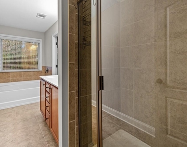 3209 Hallmark Lane - Photo Thumbnail 24