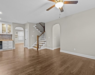 3209 Hallmark Lane - Photo Thumbnail 18