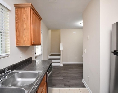 639 Mill Stone Bluff - Photo Thumbnail 8