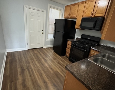 3434 W Le Moyne Street - Photo Thumbnail 4