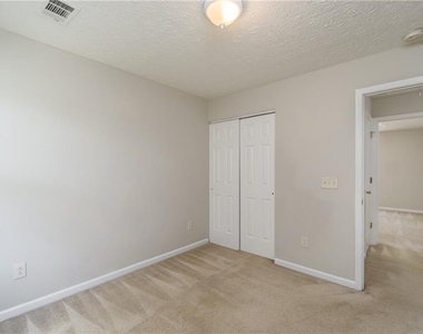 5765 Ridge Stone Way - Photo Thumbnail 11