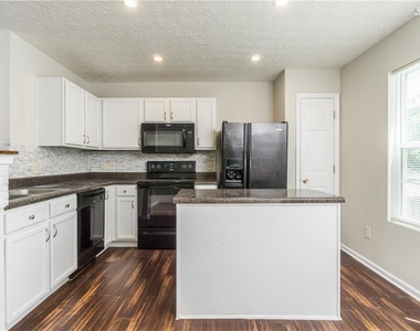 5765 Ridge Stone Way - Photo Thumbnail 6