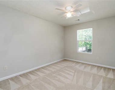5765 Ridge Stone Way - Photo Thumbnail 13