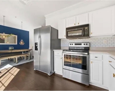 615 Market Place Lane - Photo Thumbnail 4
