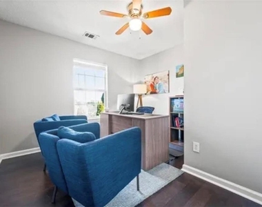 615 Market Place Lane - Photo Thumbnail 18
