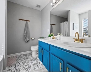 615 Market Place Lane - Photo Thumbnail 16