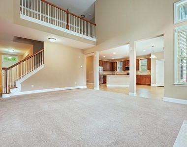 1010 Chelsey Way - Photo Thumbnail 10