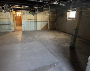 1721 W 16th Street - Photo Thumbnail 18