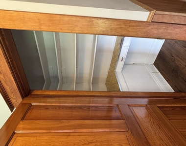 1721 W 16th Street - Photo Thumbnail 8