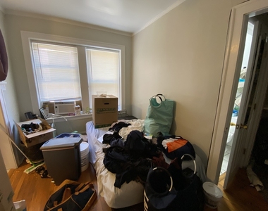 5060 N Wolcott Avenue - Photo Thumbnail 4