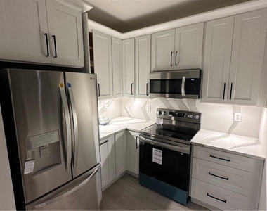 821 Ralph Mcgill Boulevard Ne - Photo Thumbnail 15