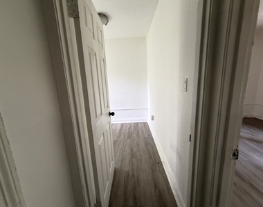 17104 Wentworth Avenue - Photo Thumbnail 6