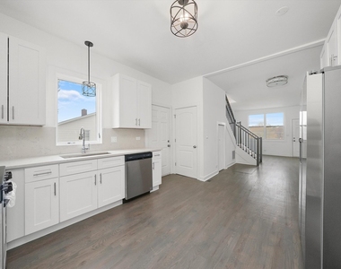 9771 W 143rd Street - Photo Thumbnail 6