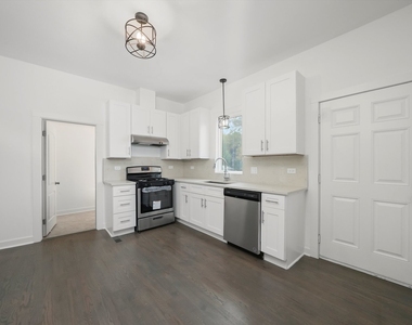 9771 W 143rd Street - Photo Thumbnail 4