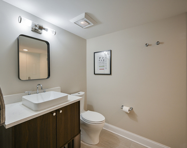 530 Anthony Street - Photo Thumbnail 16